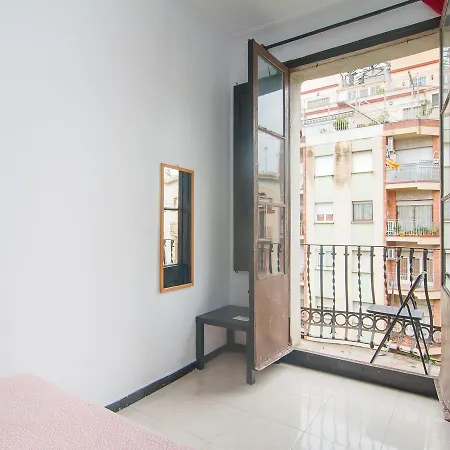 Hostal No Limit Sagrada Familia