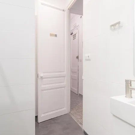 Hostal No Limit Sagrada Familia